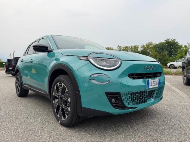 FIAT 600 (2023--) 600 Hybrid 145 CV DCT MHEV La Prima II - Foto 4