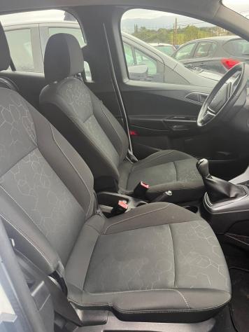Ford B-Max 1.5 TDCi 75 CV - Foto 9