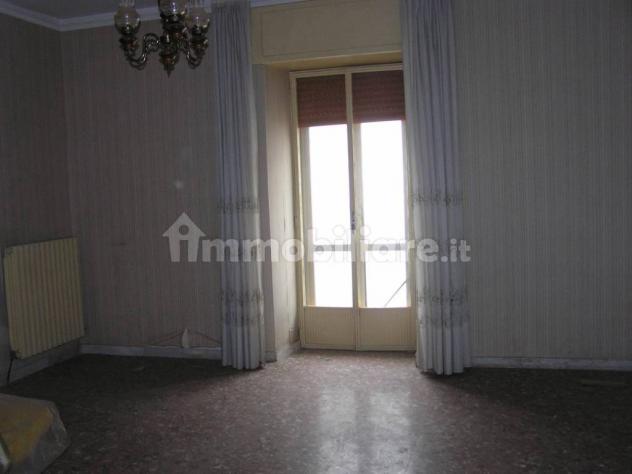 Lamezia Terme vendesi casa indipendente 5 vani 280 Mq - Foto 4