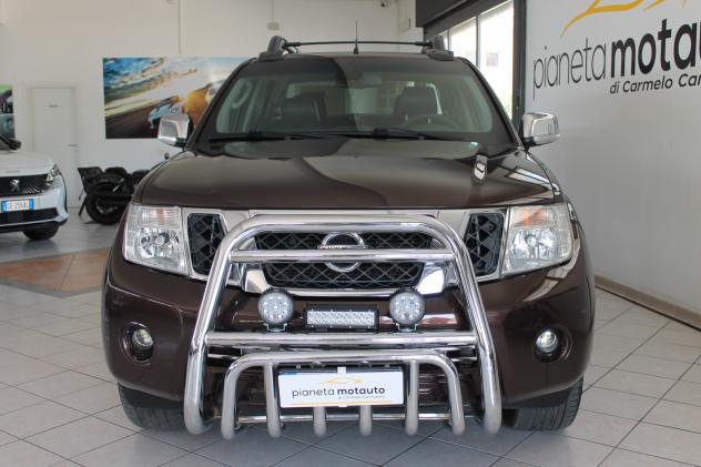 Nissan Navara 3.0 dCi 4 porte Double Cab LE V6 - Foto 3
