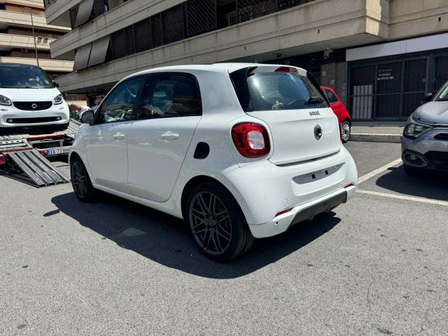 Smart ForFour BRABUS 0.9 Turbo twinamic LED NAVI PANORAMA PACK BRABUS SEDILI RISCALDATI PDC BLUETOOTH - Foto 4