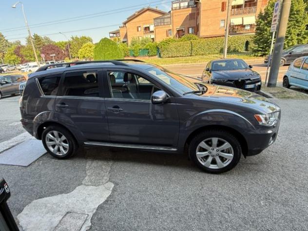MITSUBISHI Outlander 2.2 DI-D Instyle DPF 7 p.ti UNICO PROPRIETARIO rif. 23815792 - Foto 4