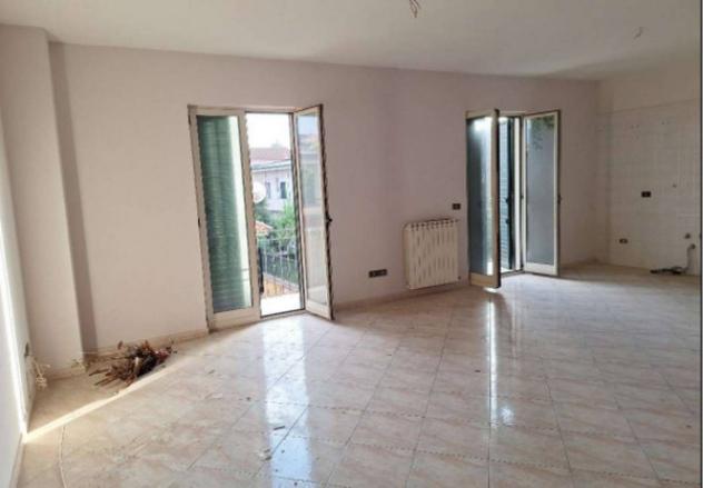 Immobile in asta di 145 m² in vendita a Marcianise - Foto 4