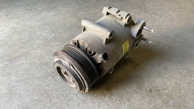 Compressore climatizzatore Ford B-Max 1.4 benzina del 2014 (AV11-19D629-BA) - Foto 2