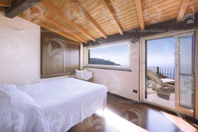 Alassio, grande villa, collinare, con vista golfo. - Foto 9