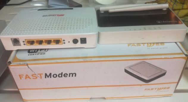 Modem Router WiFi 9 pezzi in blocco