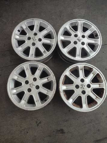 4 CERCHI IN LEGA PEUGEOT 1007 1° Serie (05)