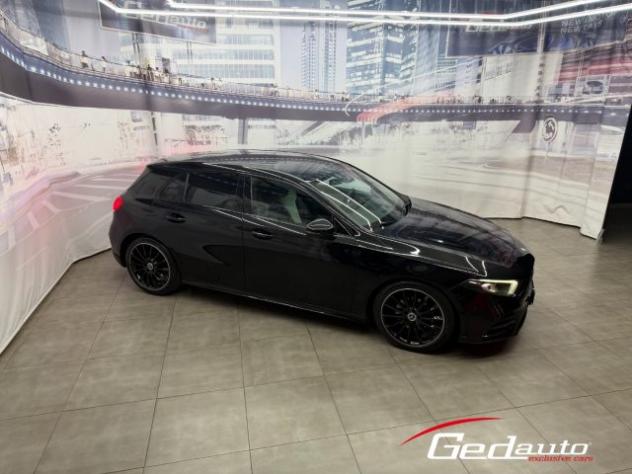 MERCEDES-BENZ A 180 d Aut. Premium AMG PLUS FULL-LED NAVI NIGHT EDITIO rif. 24131109 - Foto 4