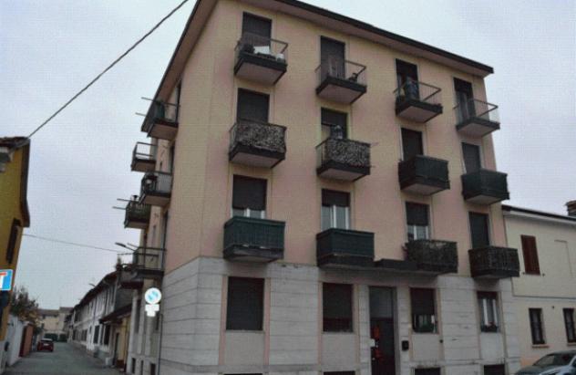 Immobile in asta di 68 m² in vendita a Trecate
