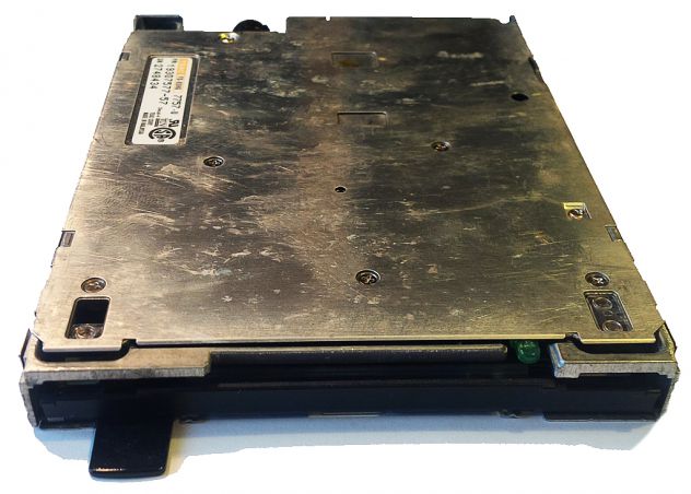 Floppy Drive Slim 26pin, TEAC FD-05HF FD-05HG (stock 25) - Foto 2
