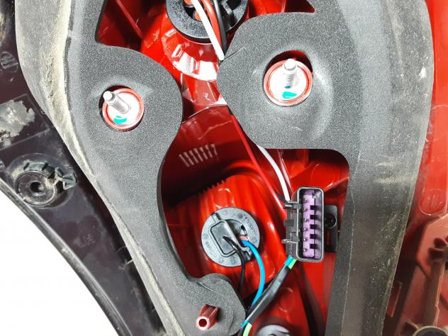 STOP FANALE POSTERIORE SINISTRO OPEL Mokka 1° Serie 42435941 A 17 DTS (12) - Foto 4