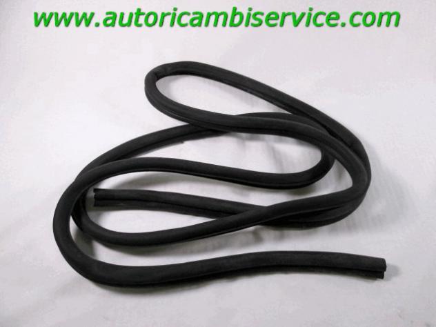 4454862 GUARNIZIONE INTERNA PORTA FIAT RITMO FIAT RITMO 1.1 B 5P RICAMBIO NUOVO