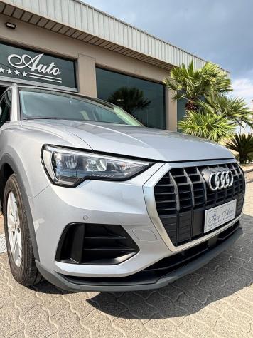 Audi Q3 35 TDI S tronic Business - Foto 9
