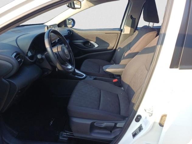 Toyota Yaris 4ª serie 1.5 Hybrid 5 porte Active - Foto 10