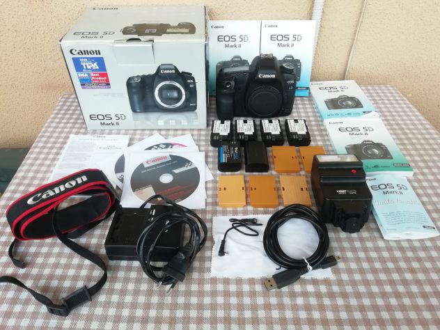 Canon 5d Mark II 2 fotocamera reflex 3071 scatti