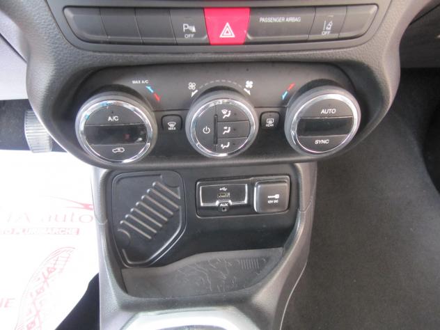 Jeep Renegade 1.6 Mjt 120 CV Limited - Foto 6