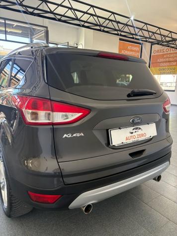 Ford Kuga 2.0 TDCI 120 CV S&S 2WD Titanium - Foto 6