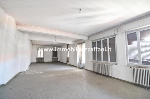 CASALE INDIPENDENTE A DAIRAGO – POTENZIALE UNICO! - Foto 2