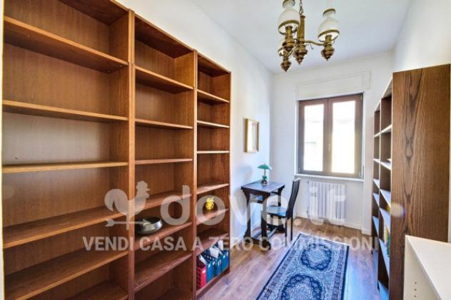 Villa di 250 m² con più di 5 locali e posto auto in vendita a Varese - Foto 8