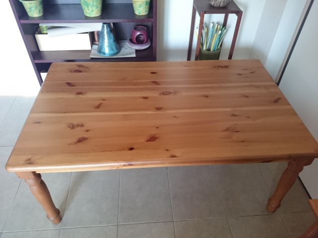 Vendo tavolo basso (55cm), da salotto IKEA in legno massiccio - Foto 2