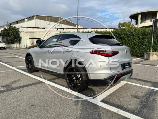 Alfa Romeo Stelvio 2.2 Turbodiesel 180 CV AT8 Q4 Executive - Foto 5