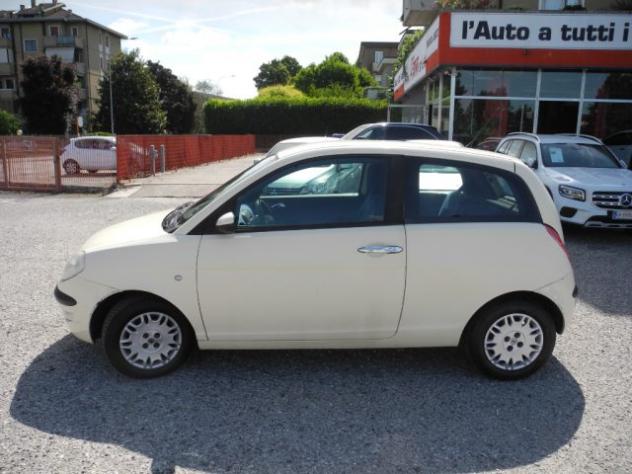 LANCIA Ypsilon 1.2 16v Oro - Ok NEOPATENTATI - UNICO PROPRIETARIO rif. 23804643 - Foto 2