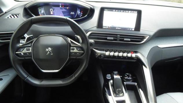 PEUGEOT 3008 BlueHDi 120 S&S EAT6 Allure - Foto 9