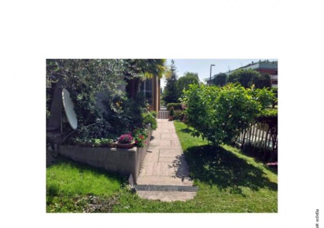 Immobile in asta di 118 m² con più di 5 locali in vendita a Rho - Foto 2