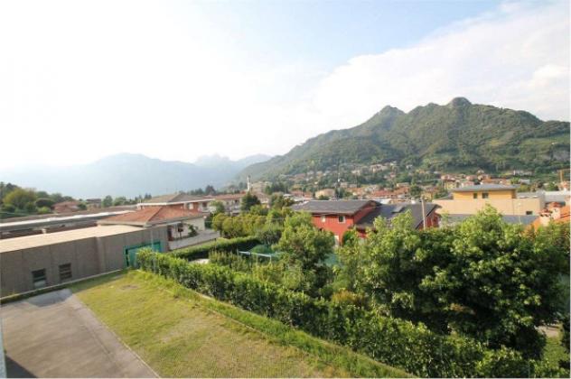 Immobile di 150 m² con 3 locali in affitto a Galbiate - Foto 2