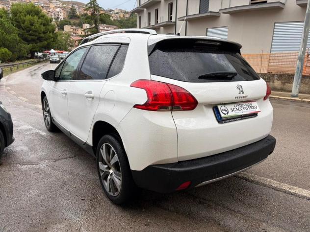 Peugeot 2008 1.6 e-HDi 92 CV Stop&Start Allure - Foto 4