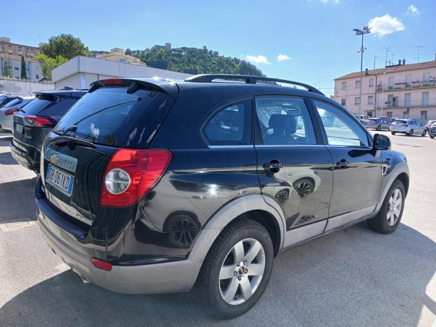 Chevrolet Captiva 4x4 2.0 VCDi 150CV 7 POSTI - Foto 4