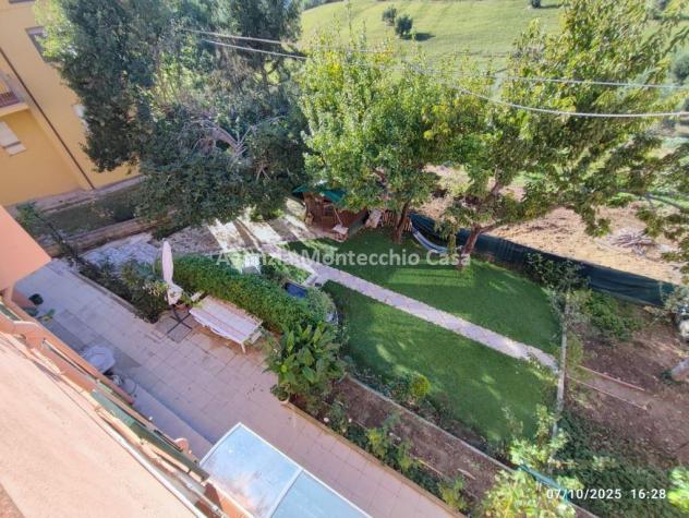 Casa singola panoramica con ampio giardino a 8 km da Montecchio - Foto 16
