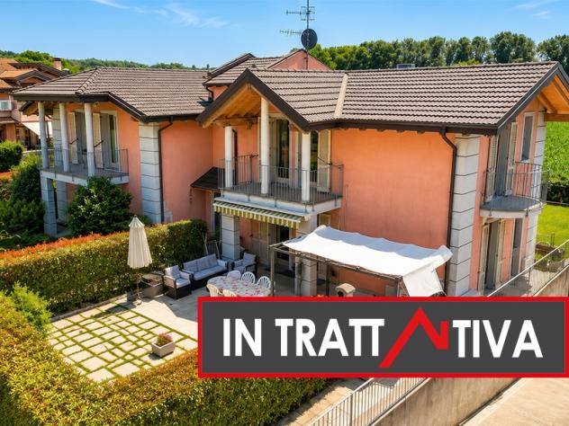 VILLETTA a SCHIERA con GIARDINO PRIVATO di 100 mq e AUTORIMESSA DOPPIA