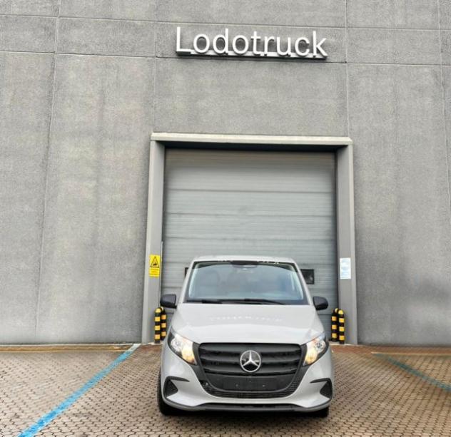 MERCEDES-BENZ Vito 110 Mixto Pro Long rif. 24062830 - Foto 2
