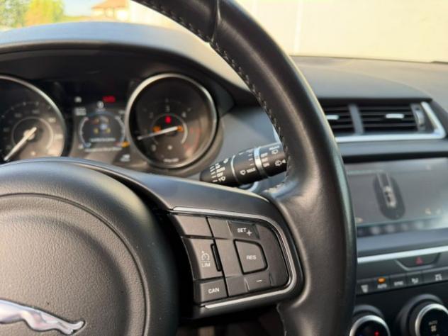 JAGUAR E-Pace 2.0D 150 CV rif. 24160688 - Foto 9