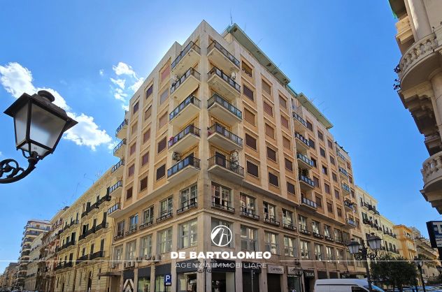 ATTICO PRESTIGIOSO VIA DI PALMA ANGOLO VIA REGINA ELENA