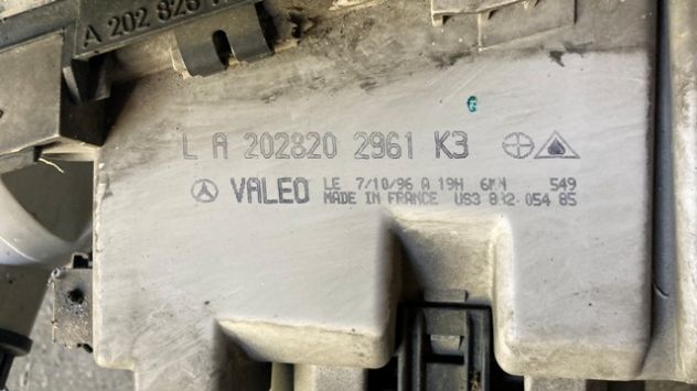 Fari anteriore Mercedes Classe C220 W202 del 1997 - Foto 5