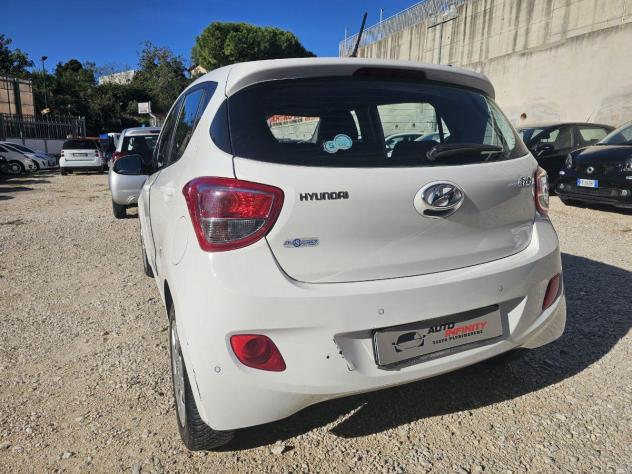 HYUNDAI - i10 - 1.0 LPGI Econext Login - Foto 5