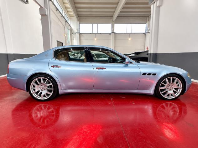 Maserati Quattroporte 4.2 V8 - Foto 10