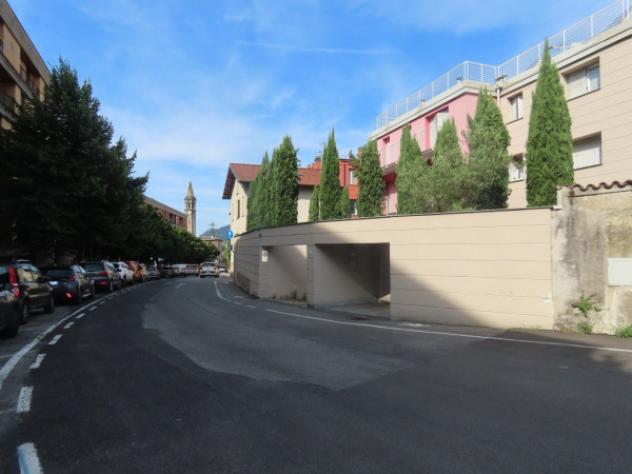 Immobile in asta di 75 m², box auto doppio in vendita a Lecco - Foto 3