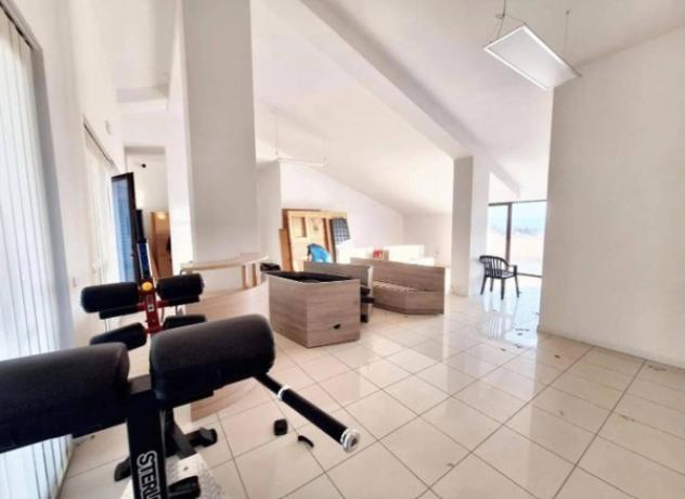 Immobile in asta di 105 m² con più di 5 locali in vendita a Gubbio - Foto 4