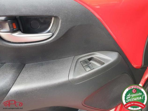 TOYOTA Aygo Connect 1.0 VVT-i 72 CV 5p x-cool rif. 20131205 - Foto 7