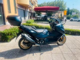 YAMAHA T-Max 560 TUTTO INCLUSO ANCHE PASSAGGIO! MINI RATE rif. 23995578