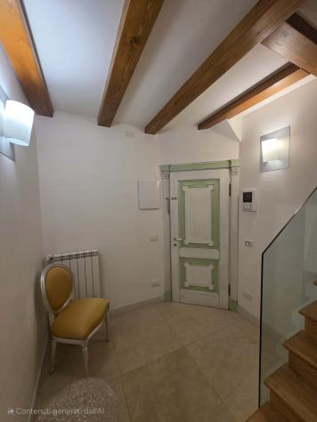 Apartment in Calle al Ponte de la Guerra, Venezia for 70 m² with 2 bedrooms - Foto 4