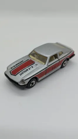 Matchbox Superfast 67 Datsun 260 Z 2+2 scala 1:64 - Foto 3