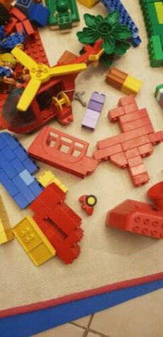 lego originale centinaia di pezzi come nelle foto - Foto 4