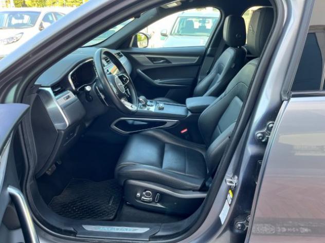 JAGUAR F-Pace 2.0 D 204 CV AWD aut. SE MHEV *BLACK PACK* rif. 24073358 - Foto 5