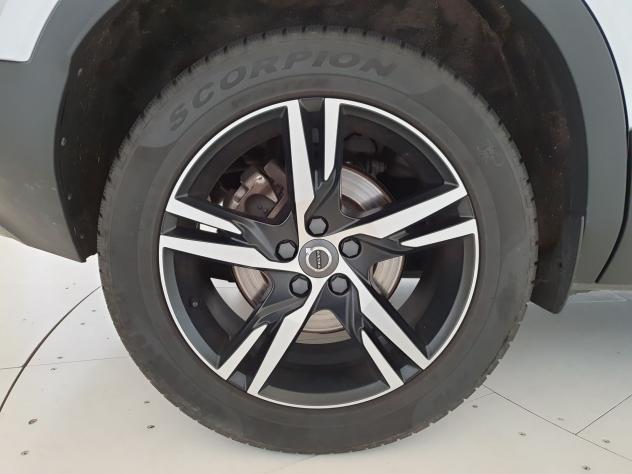 Volvo XC40 D4 AWD Geartronic R-Design - Foto 9