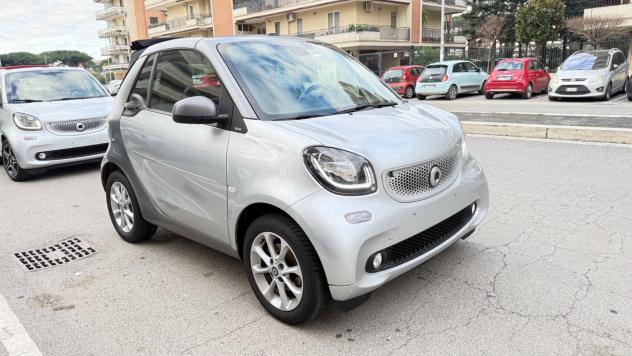 Smart ForTwo 90 0.9 T twinamic cabrio Passion LED NAVI BRACCIOLO BLUETOOTH PDC - Foto 2