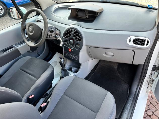 Renault Modus 1.2Bz 75Cv 5P -Uniproprietario - Foto 9